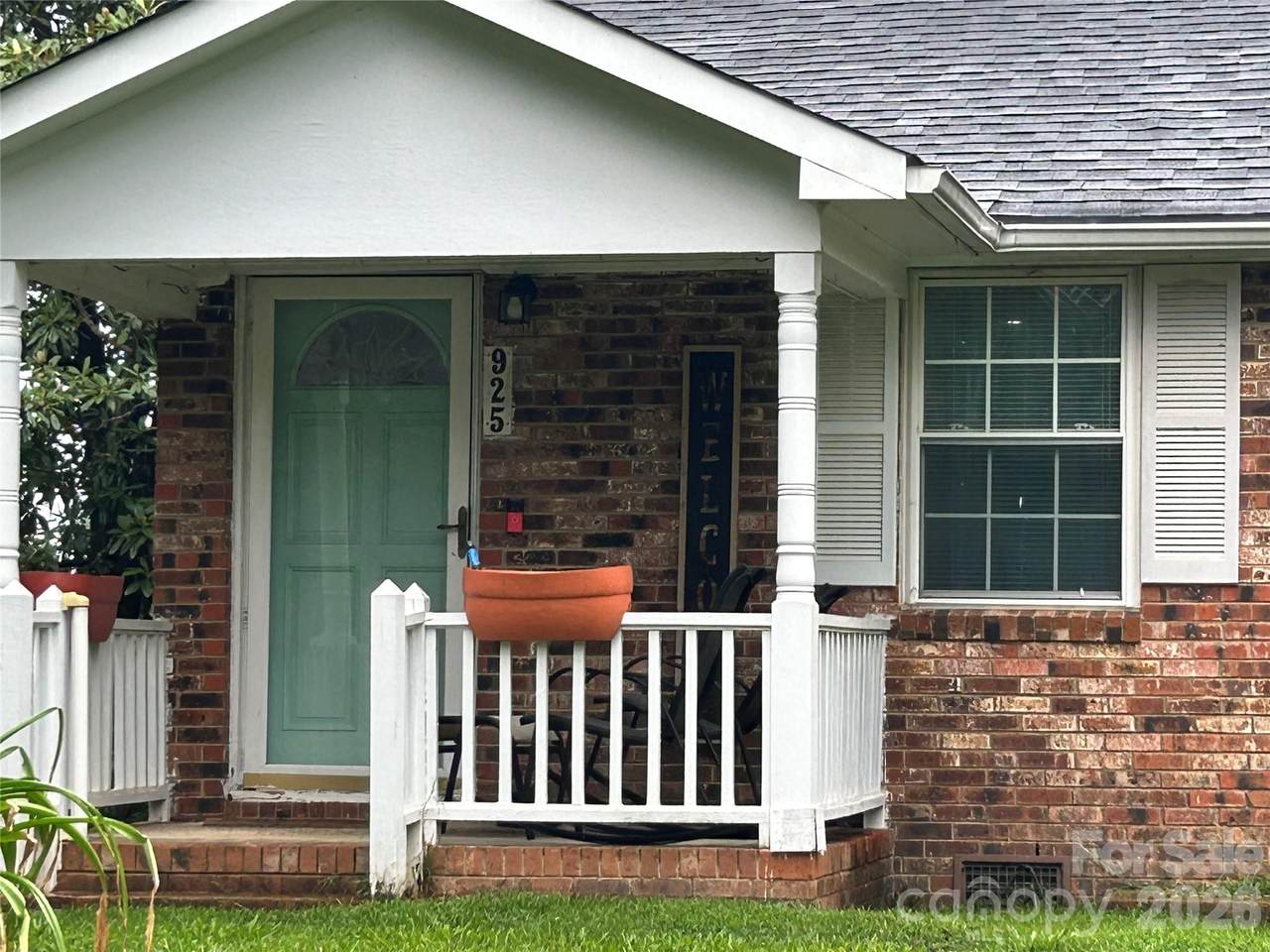 925 Austin Road - Photo 1