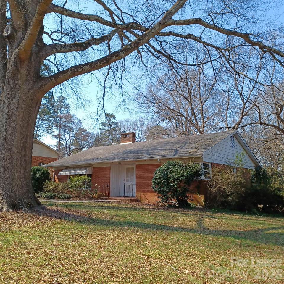 2504 Park Lane - Photo 1