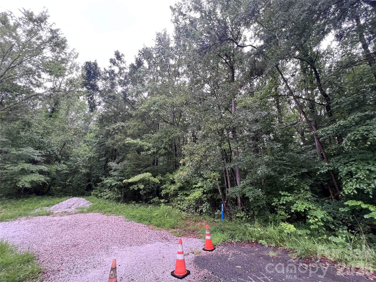 5 Wilderness Lane - Photo 1