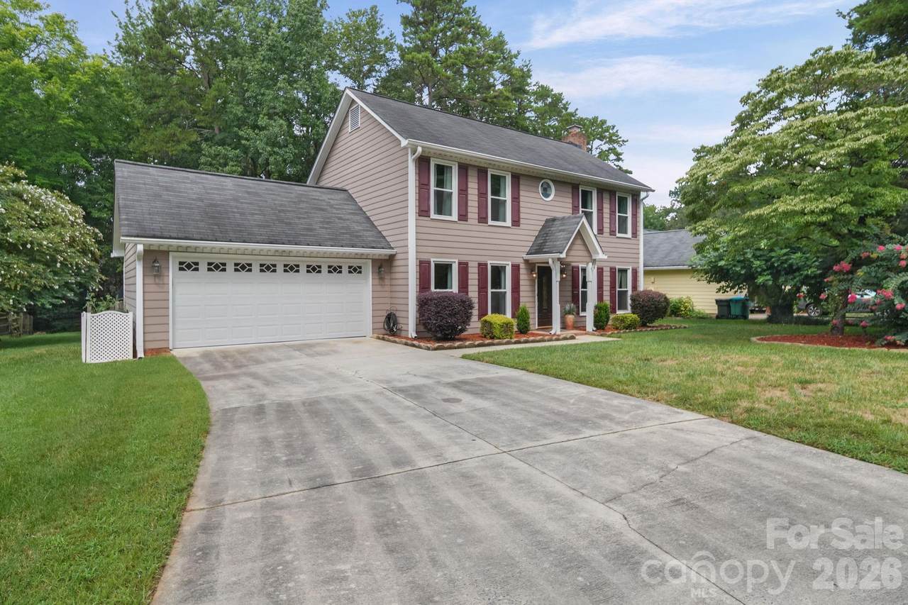 2527 Heathershire Lane - Photo 1