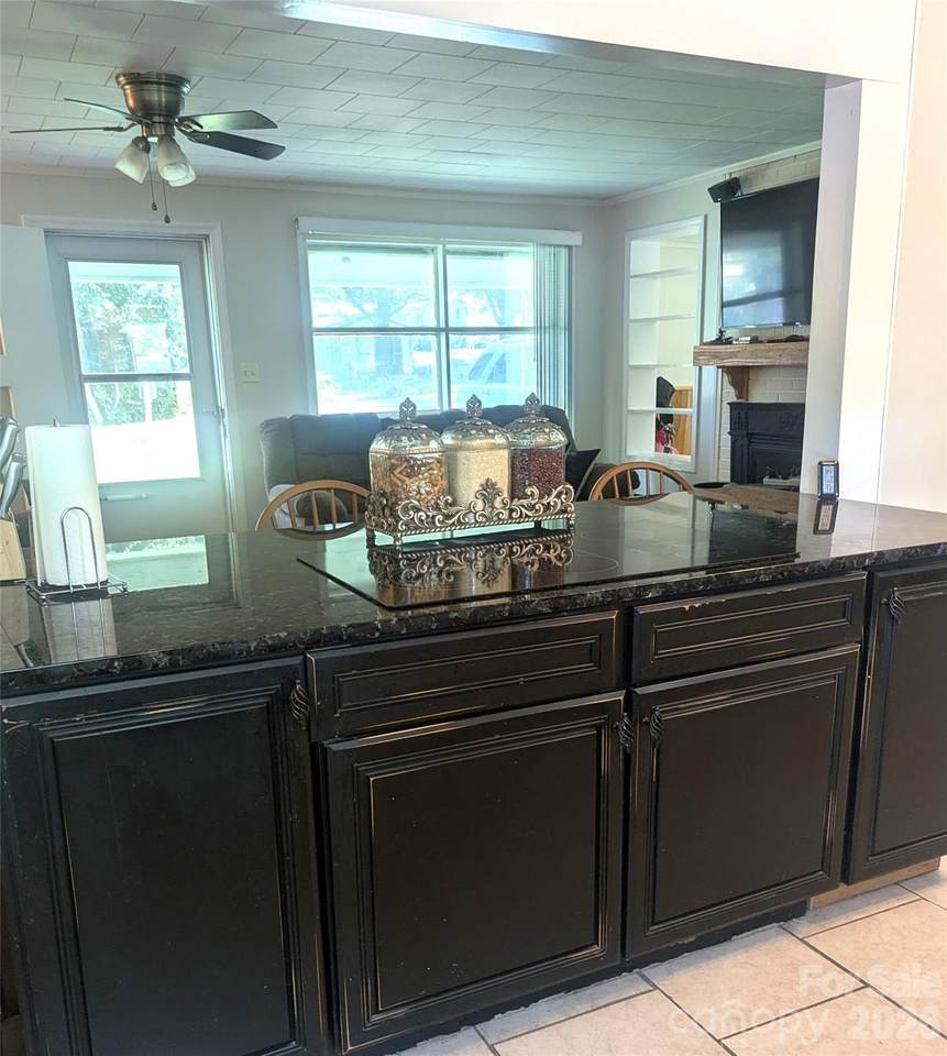 https://bt-photos.global.ssl.fastly.net/cmls/orig_boomver_2_4411038-1.jpg