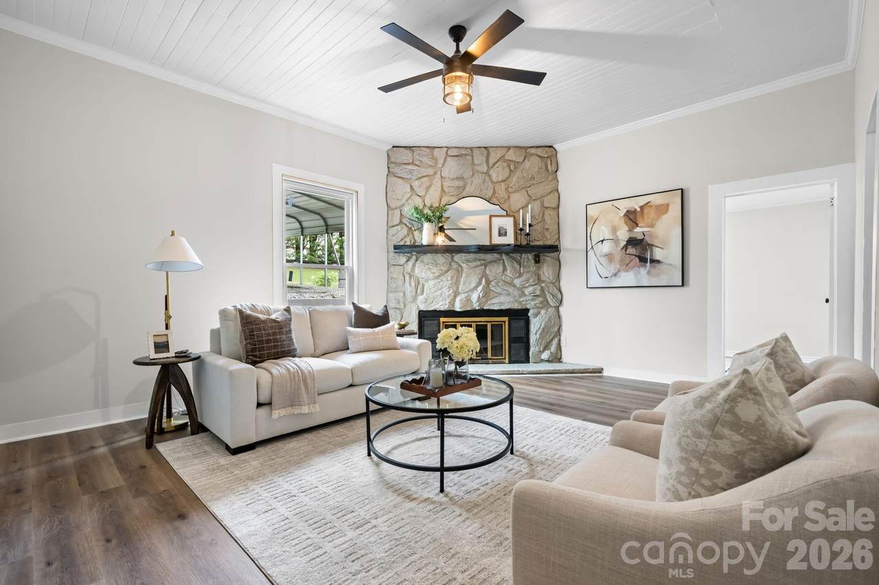 24 Midway Street - Photo 1