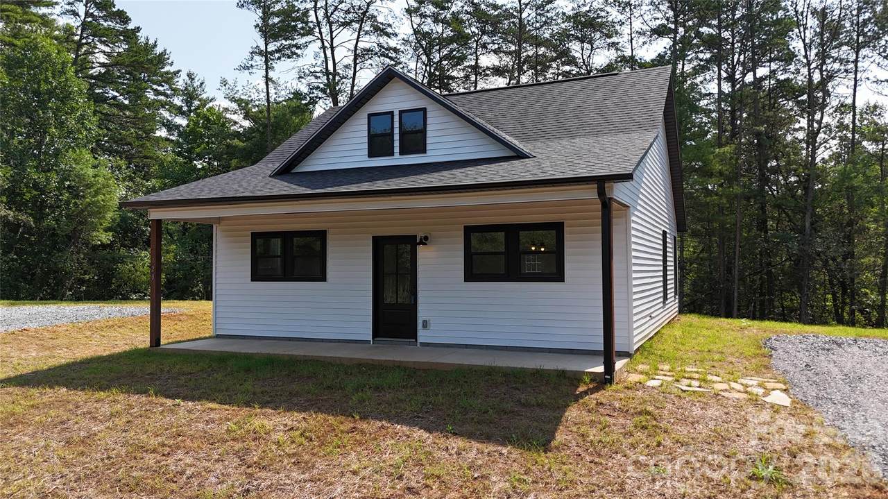 120 Dog Star Lane - Photo 1