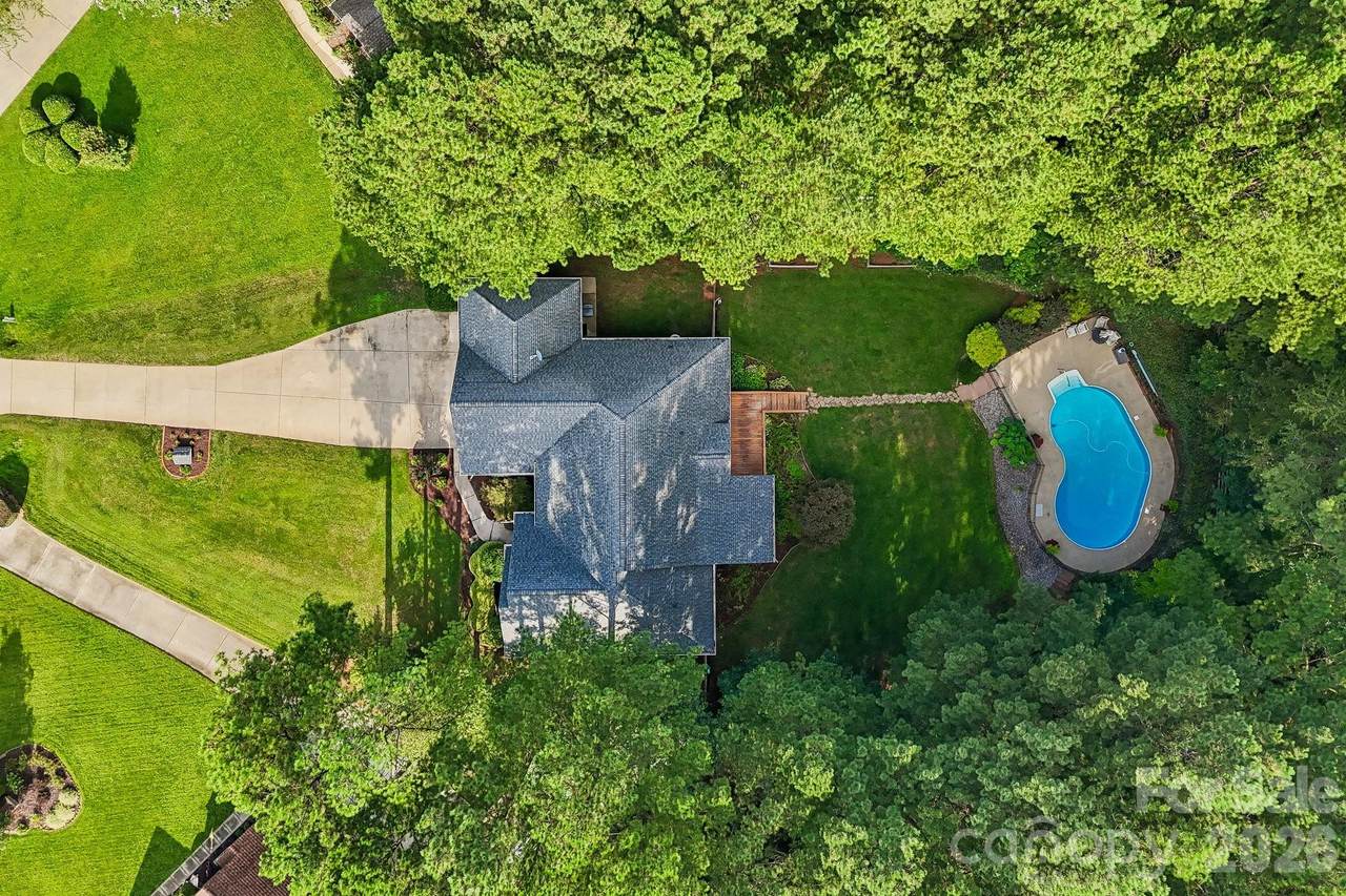7267 Kiskadee Drive - Photo 1