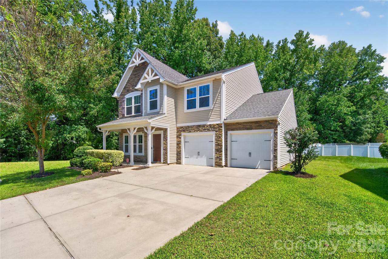 2512 Viburnum Court - Photo 1