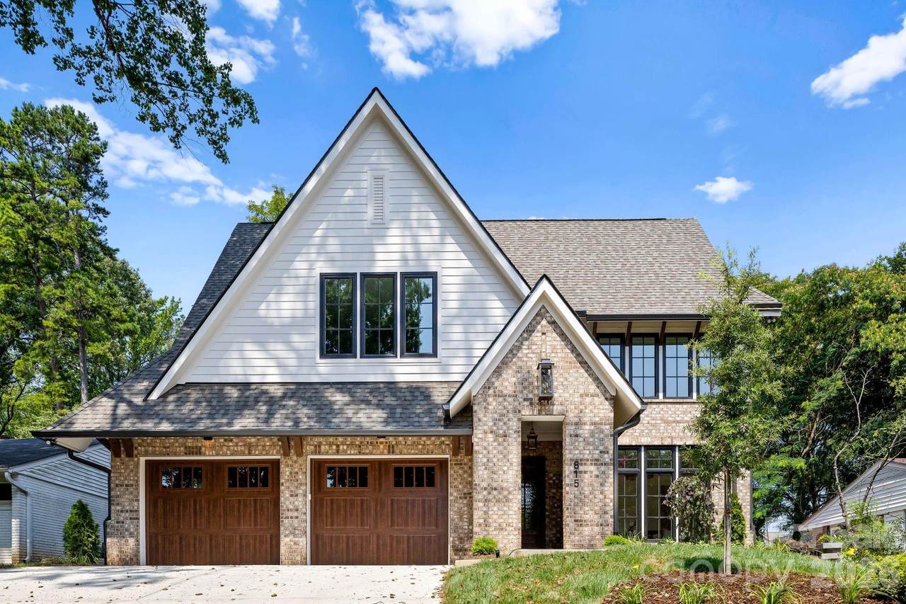 815 Manhasset Road - Photo 1