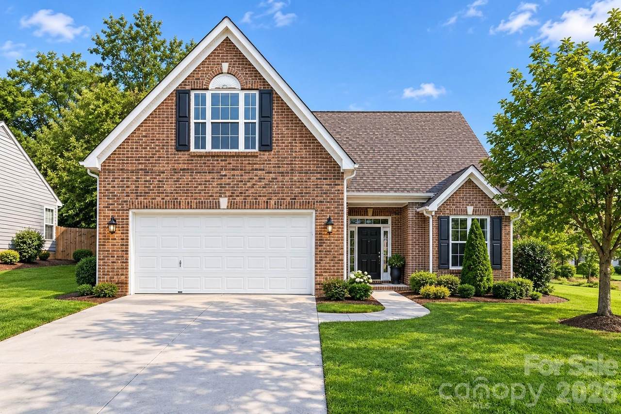 1000 Barbee Farm Drive - Photo 1