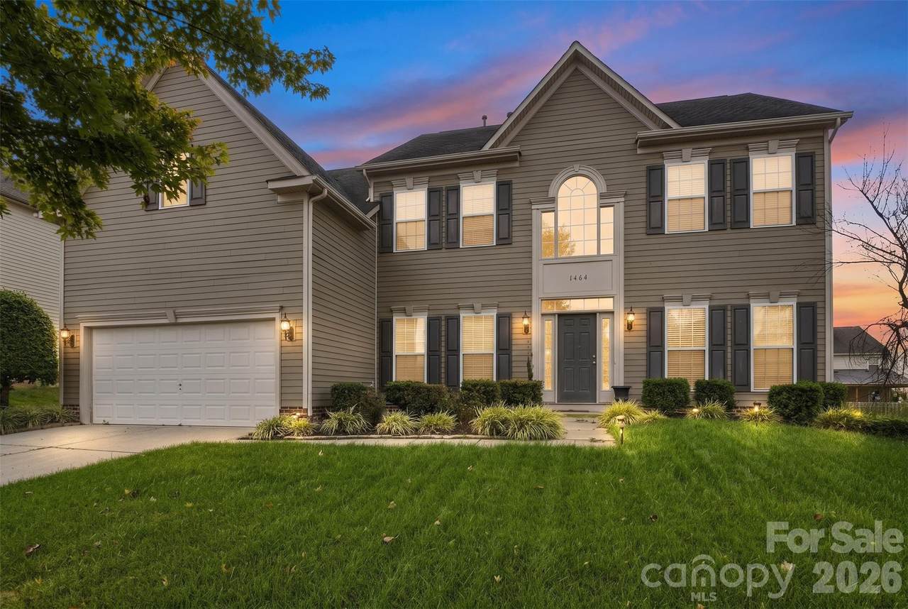 1464 Chandler Avenue - Photo 1