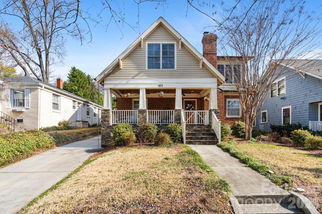 425 Tremont Avenue - Photo 1