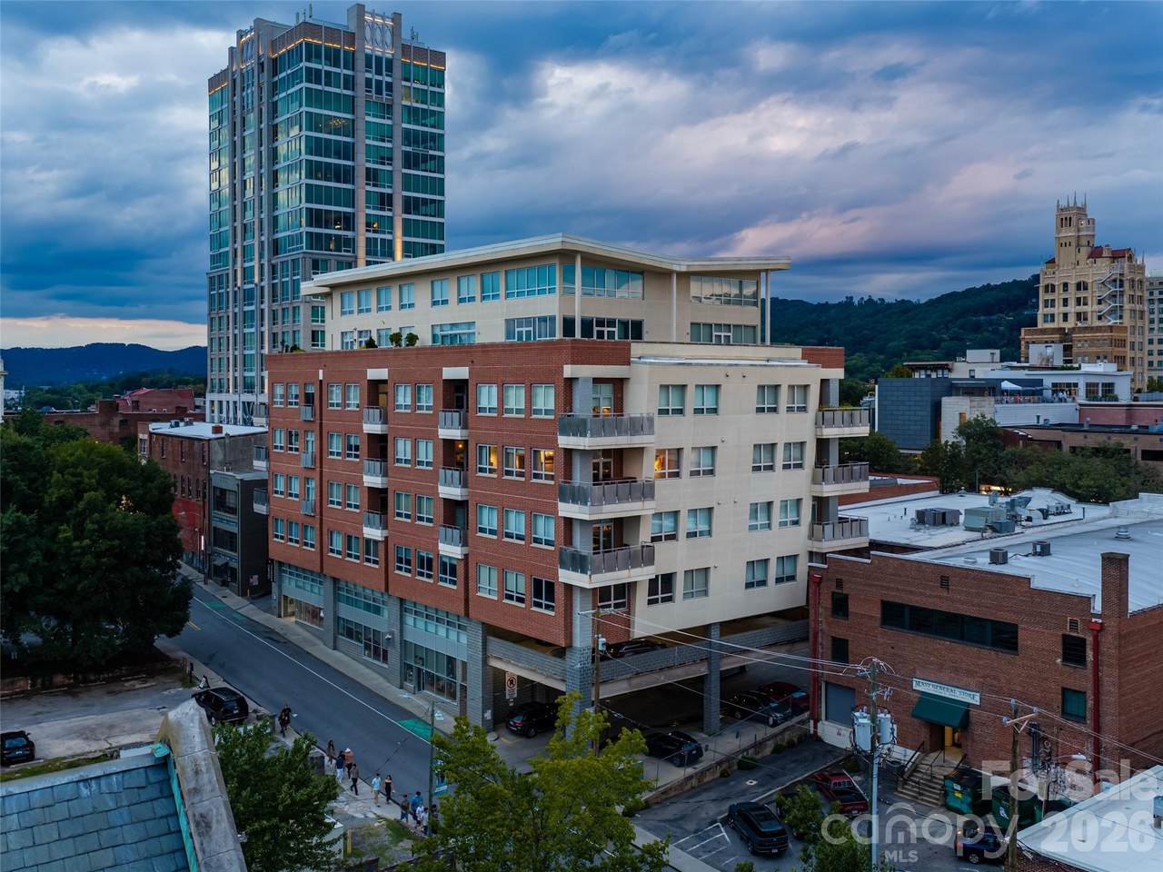 12 Lexington Avenue - Photo 1
