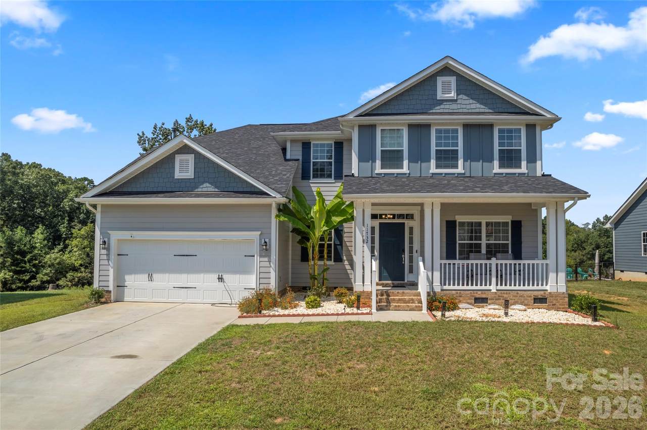 11732 Glenwood Drive - Photo 1