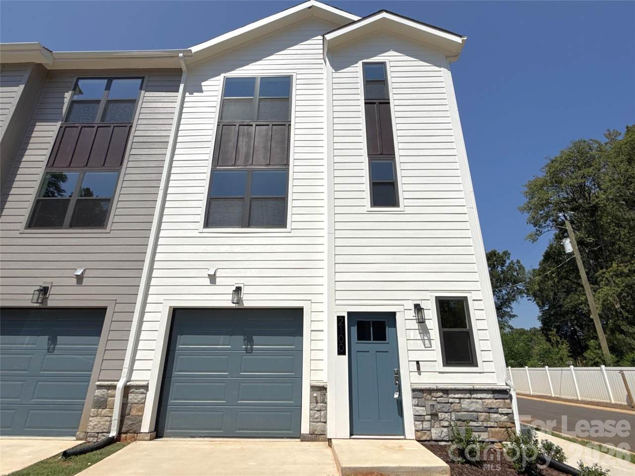 2100 Bombay Way - Photo 1