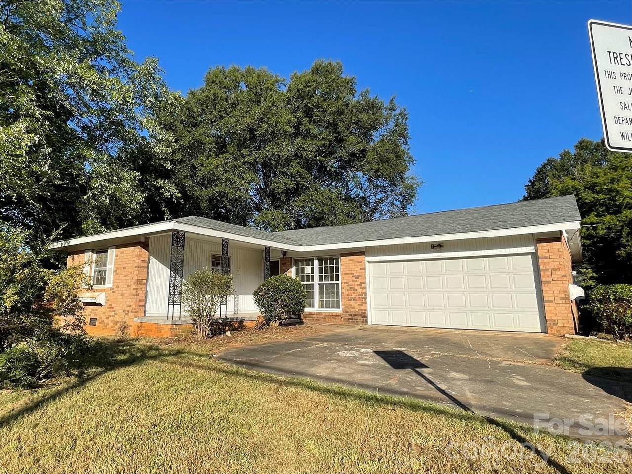 400 Shaver Street - Photo 1
