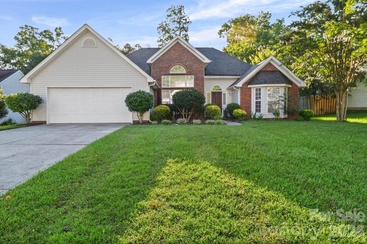 6414 Goldenblush Circle - Photo 1