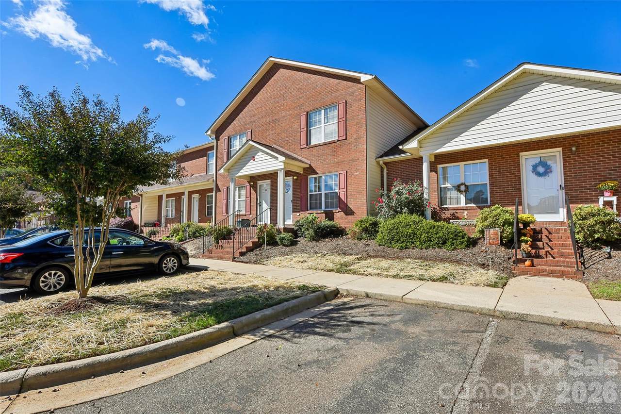 102 Brandywine Drive - Photo 1
