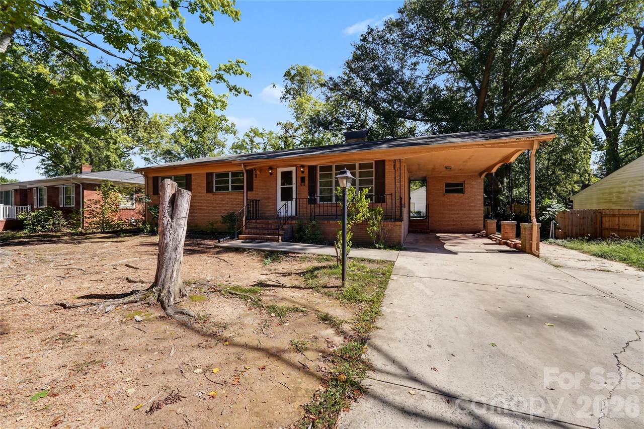 803 Bragg Street - Photo 1