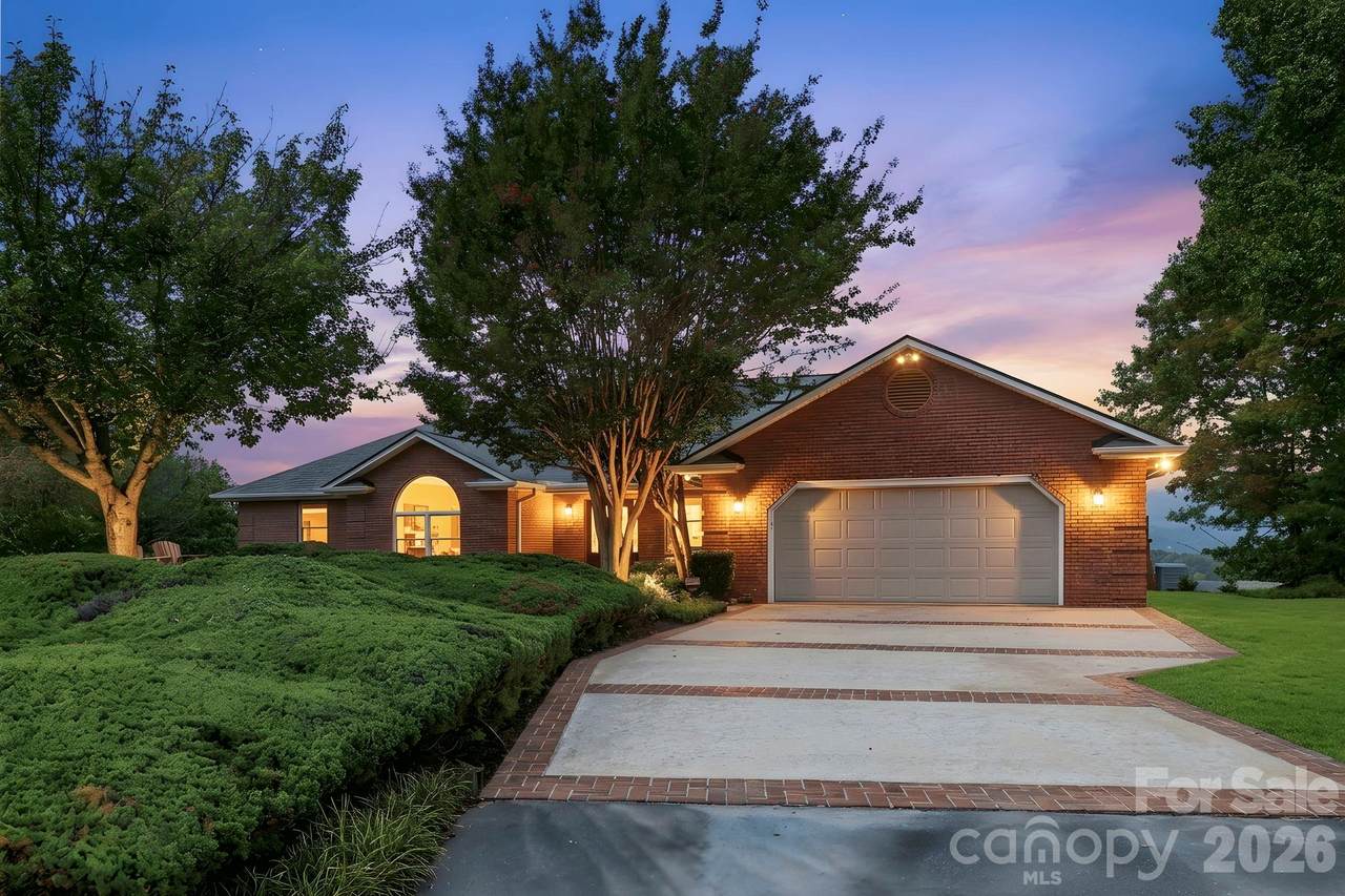 244 Mountain Valley Drive - Photo 1