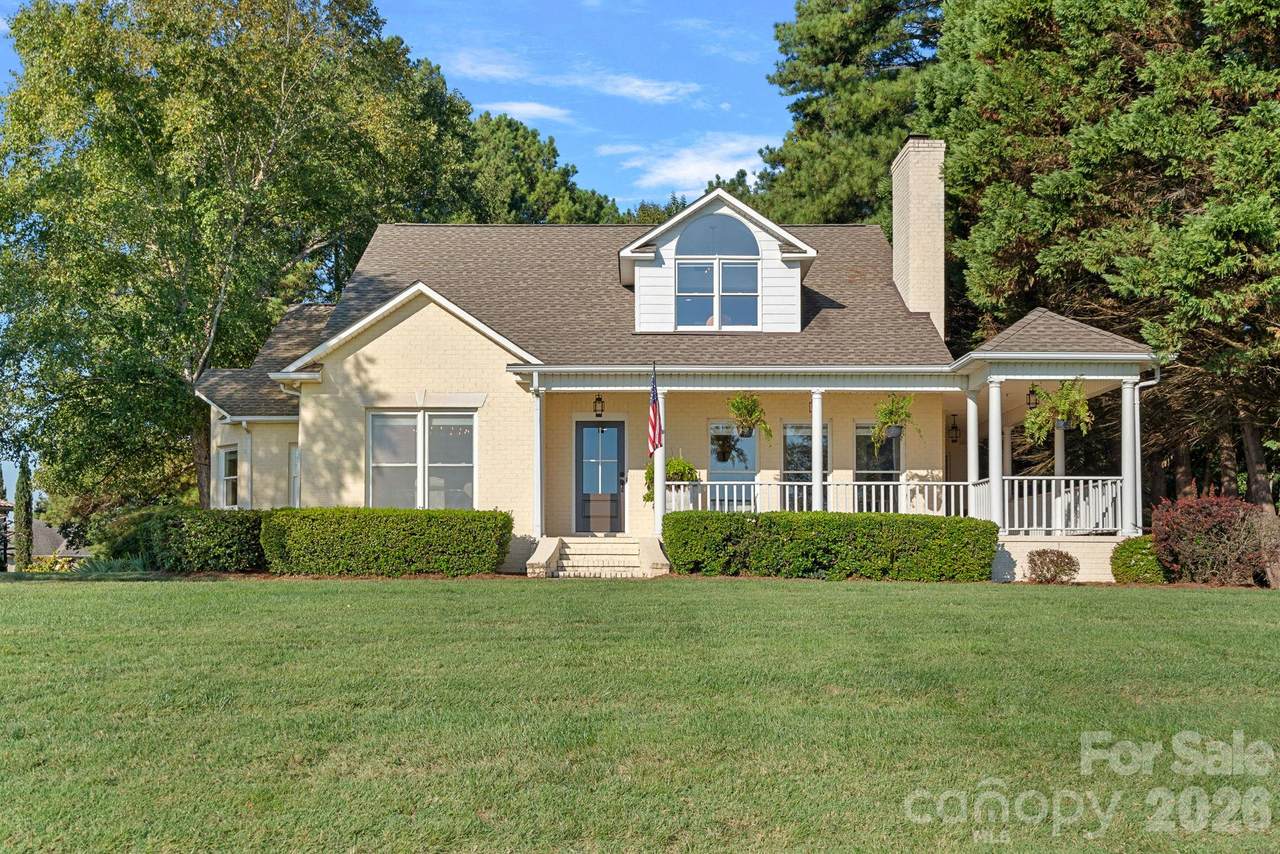 8049 Ravenwood Lane - Photo 1