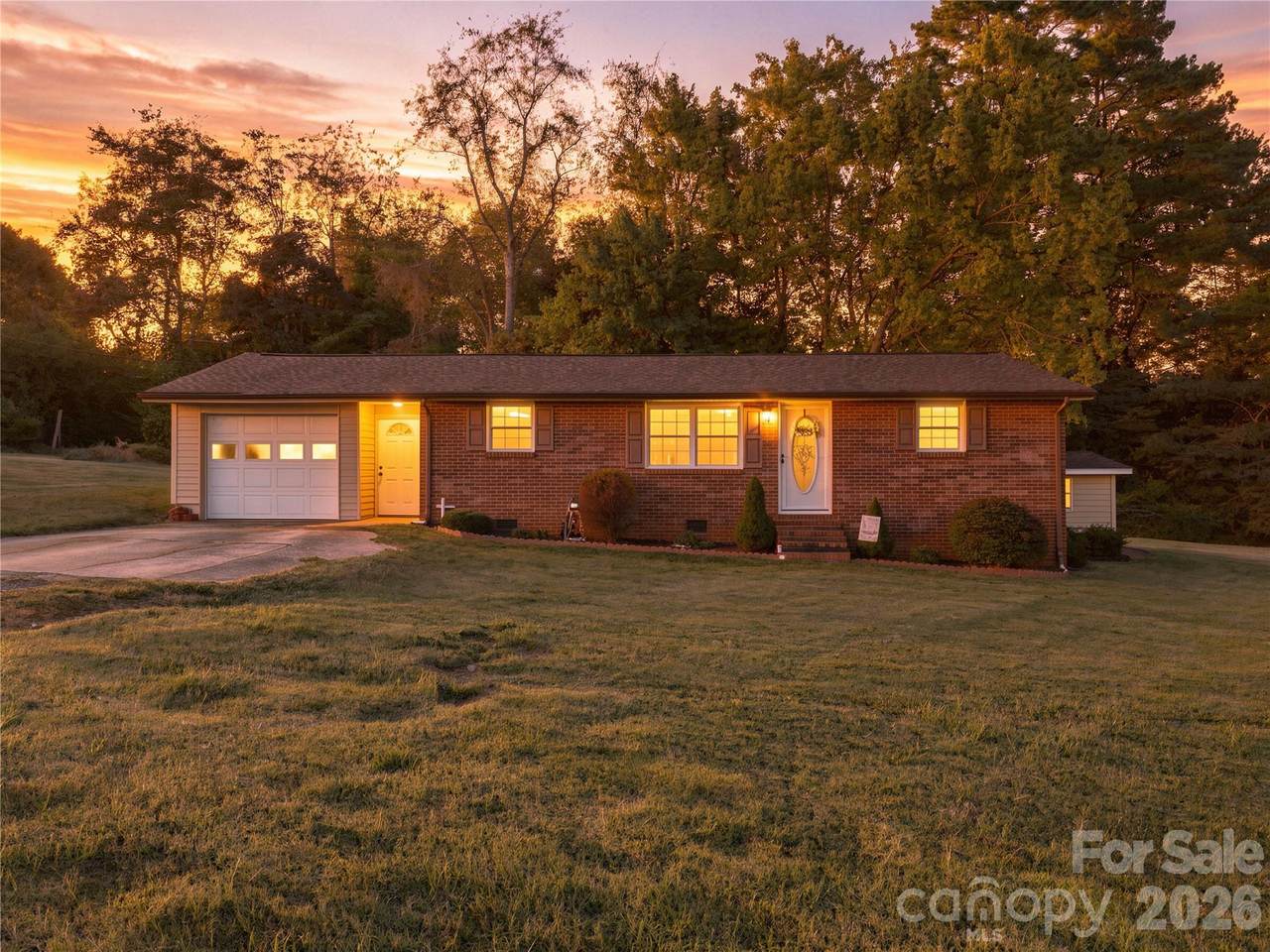 129 Automotive Lane - Photo 1