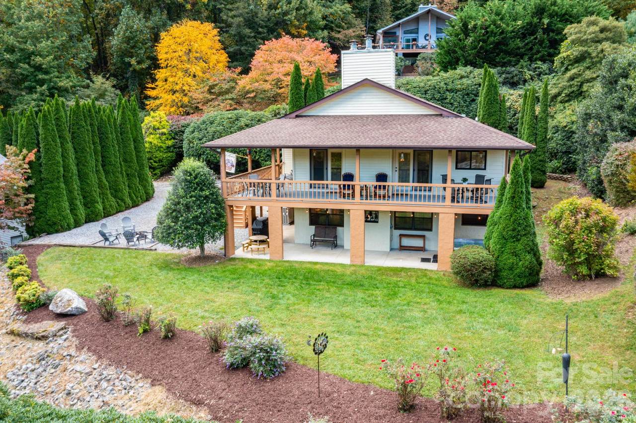 352 Lewis Lane - Photo 1