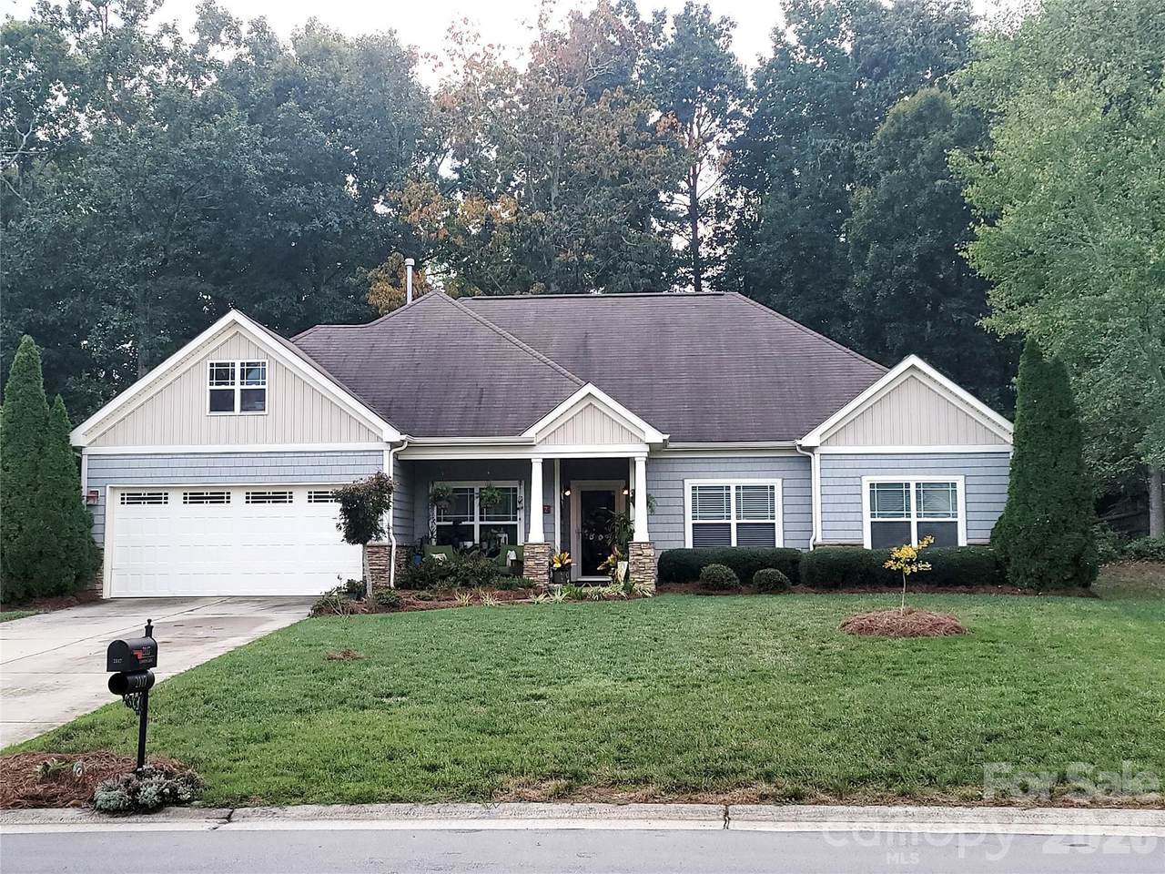 2117 London Lane - Photo 1
