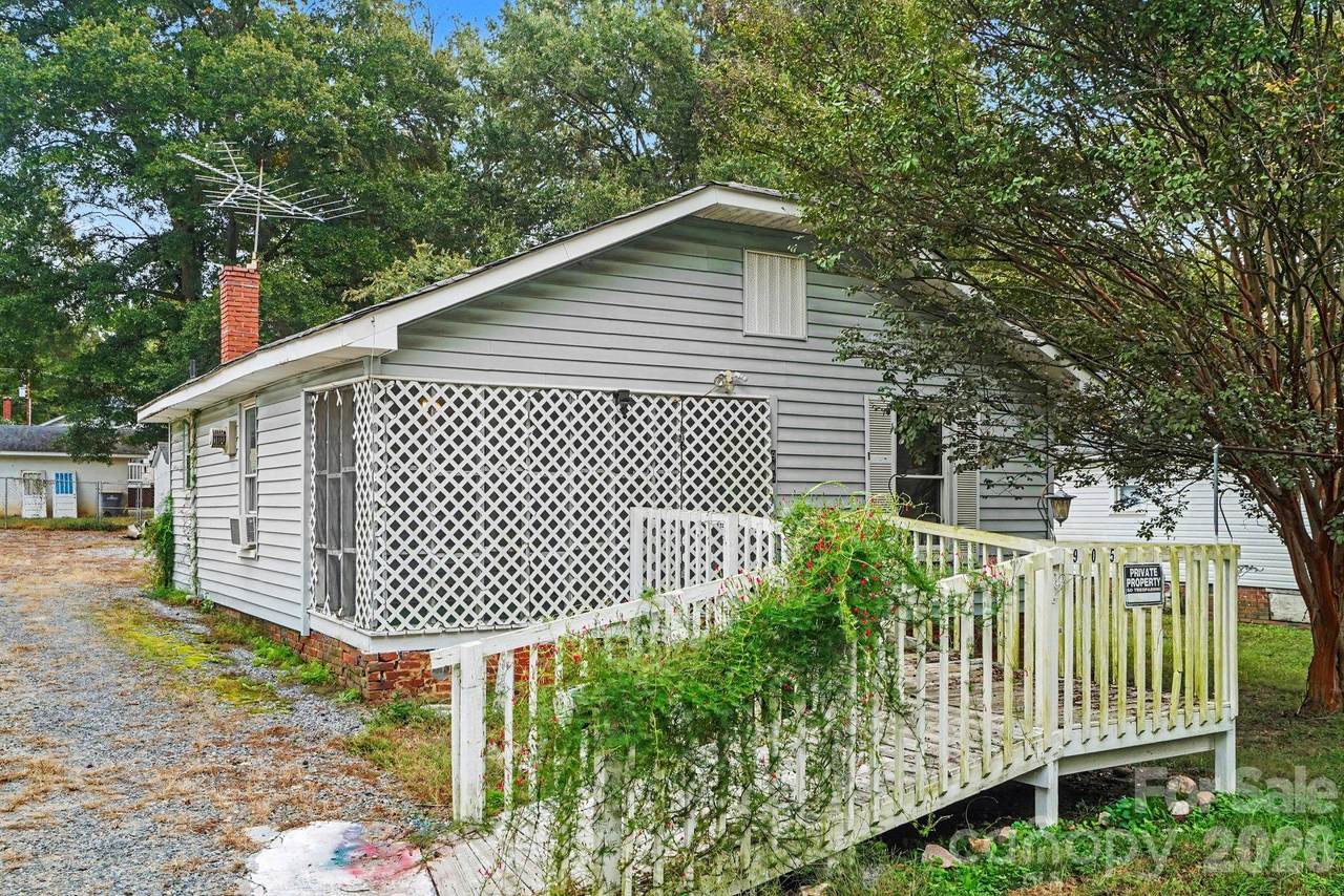 905 Skyland Street - Photo 1