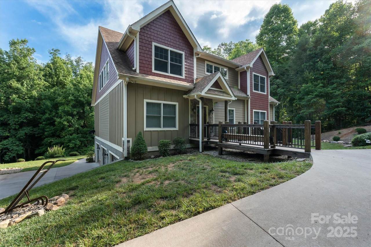 232 Sanctuary Way - Photo 1