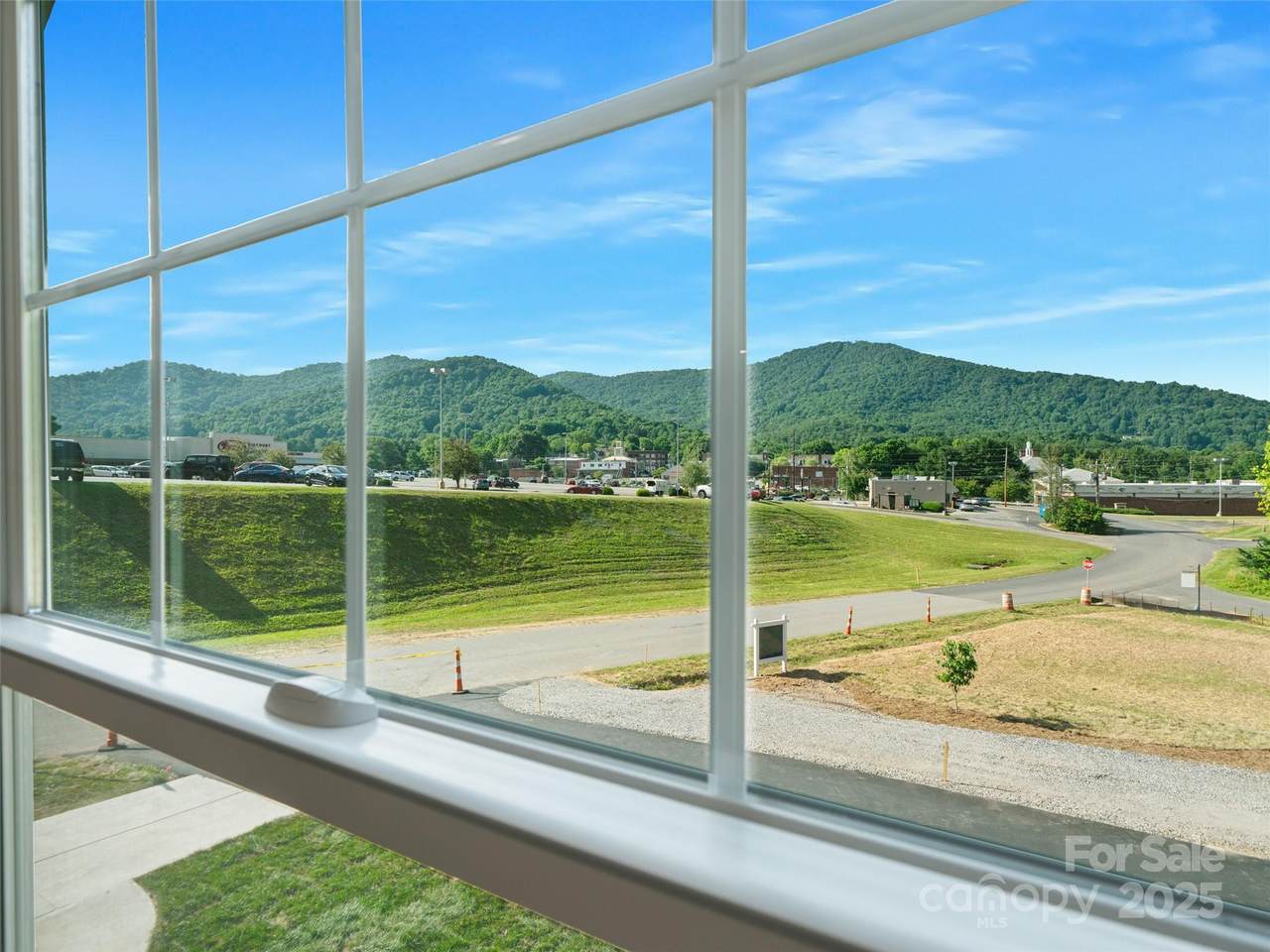 100 Red Twig Lane - Photo 1