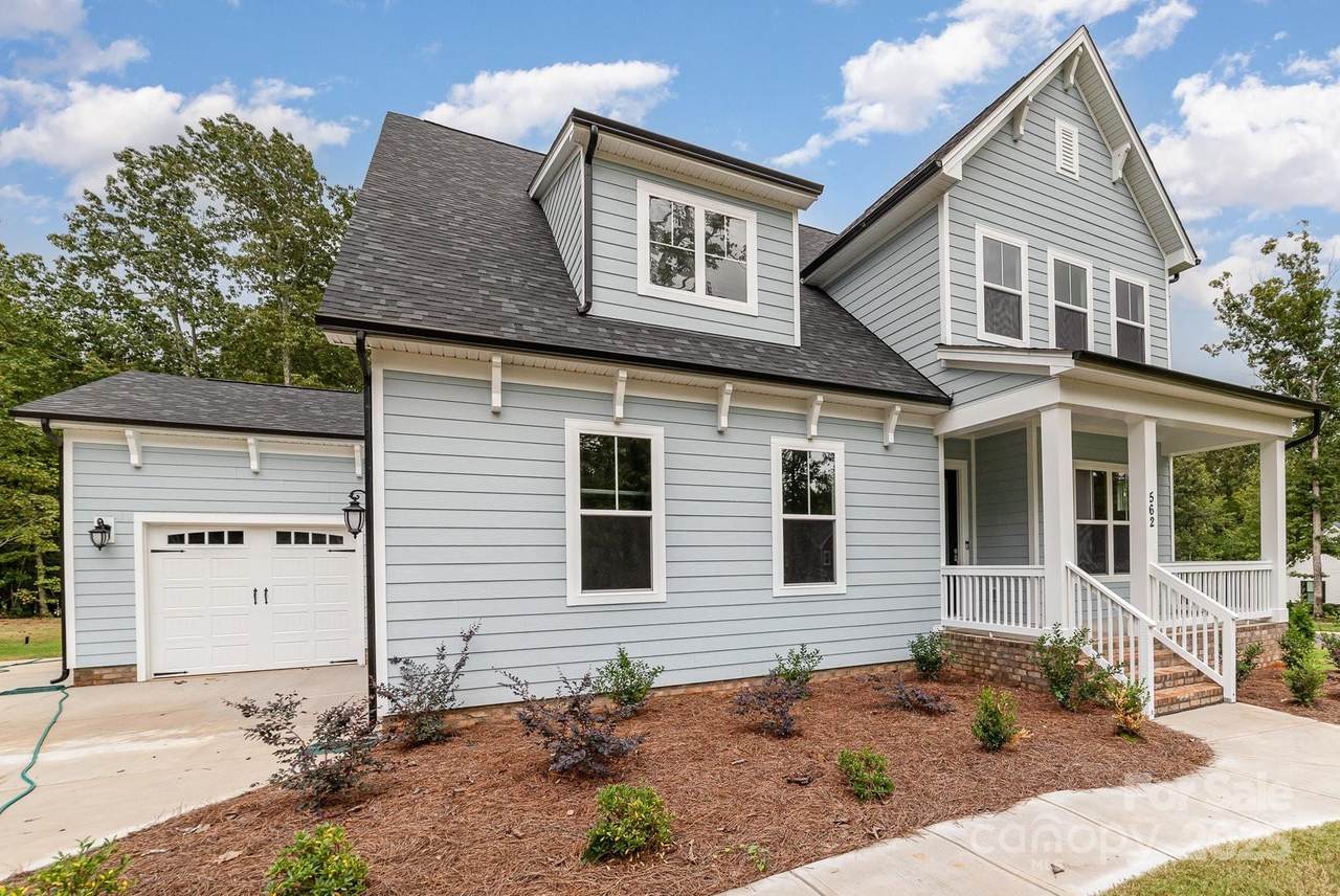 562 Shepherd Lane - Photo 1