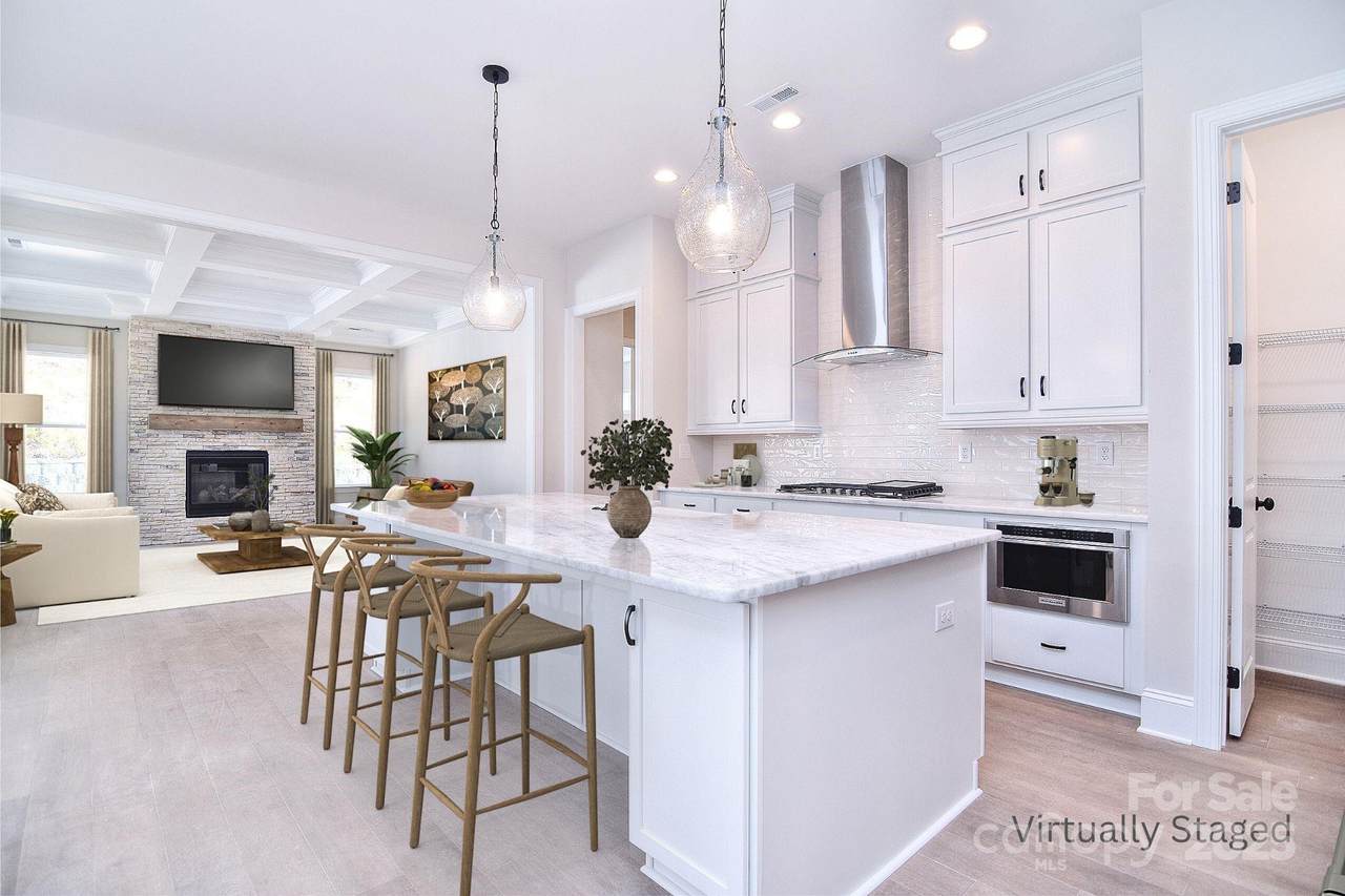 1374 Cedardale Lane - Photo 1