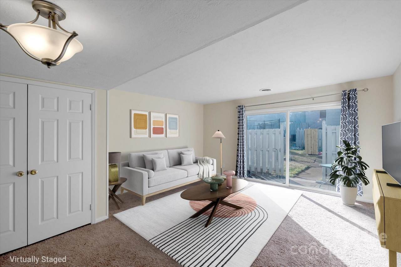 104 Southway Garden Road - Photo 1