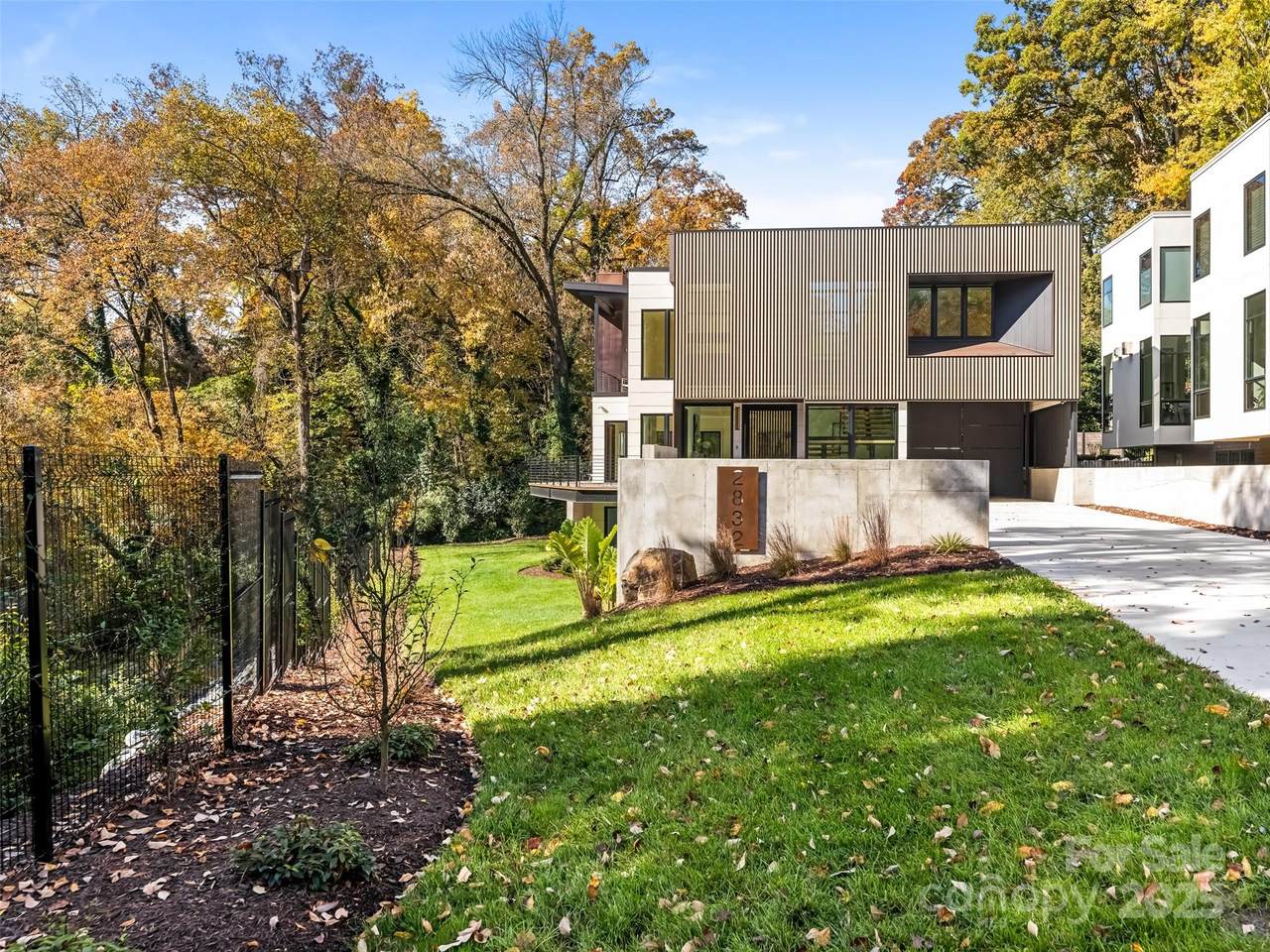 2832 Arcadia Avenue - Photo 1