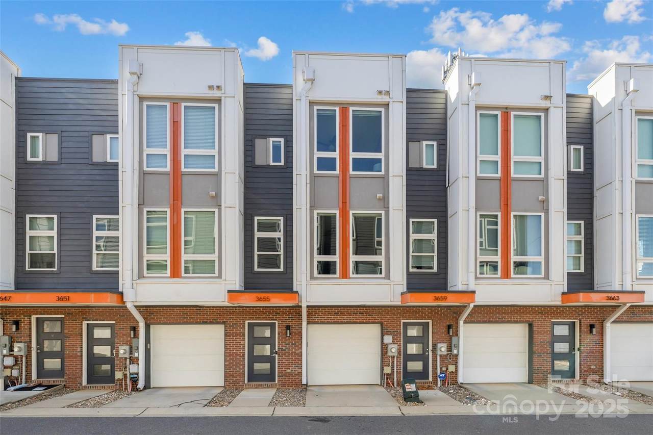 3655 Vallette Court - Photo 1