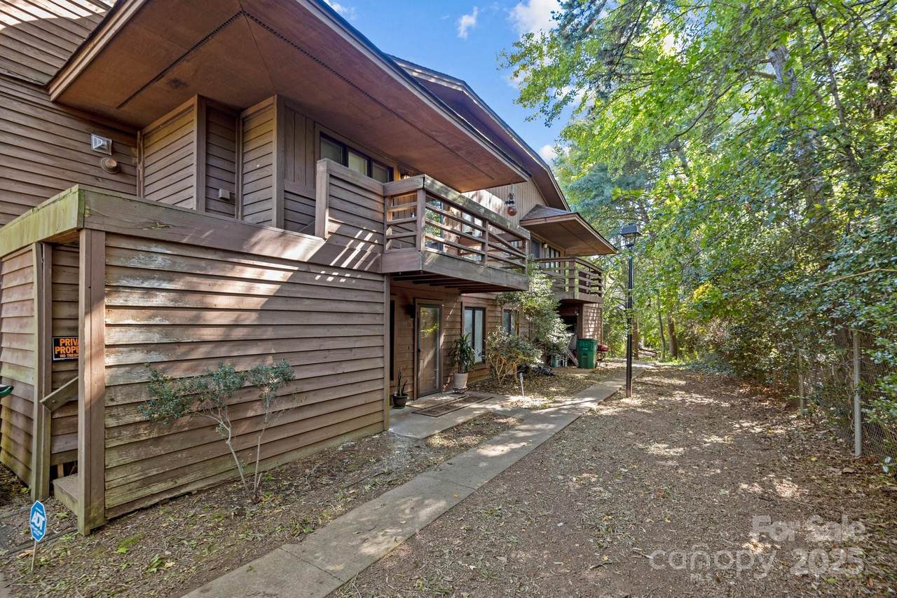 1832 J Julian Lane - Photo 1