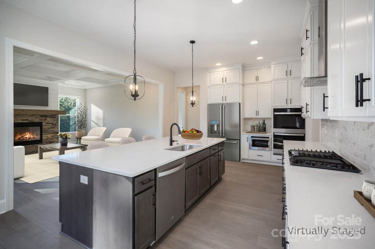 515 Edmunds Lane - Photo 1