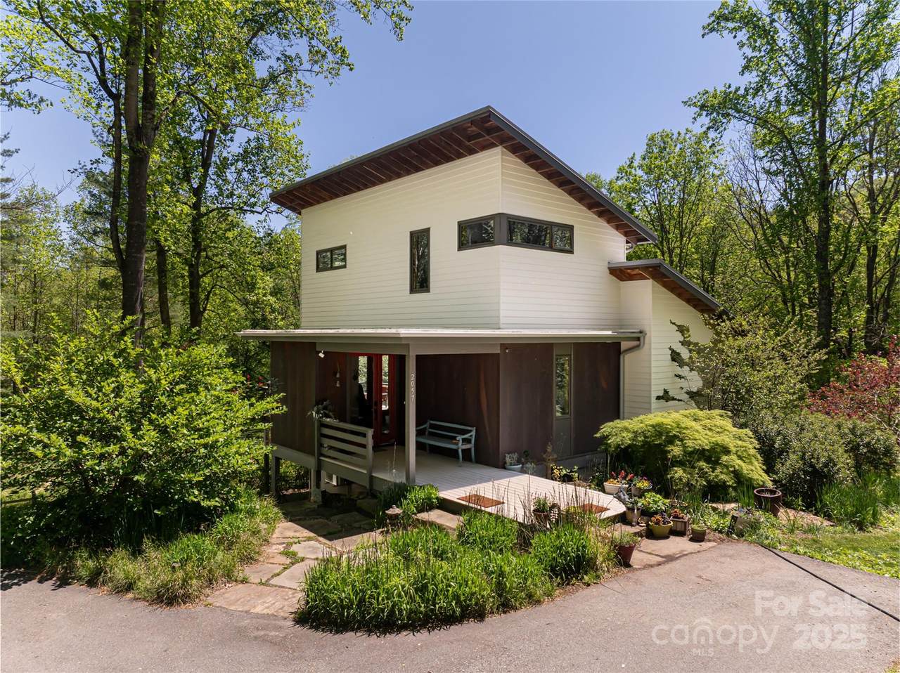 2057 Riceville Road - Photo 1