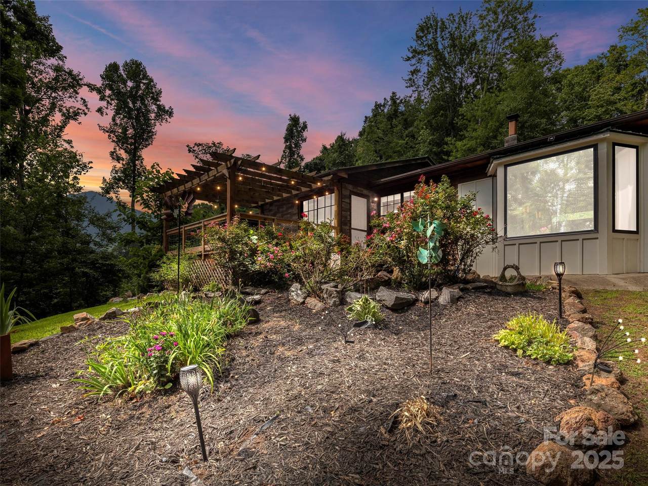 44 Sutton Knob Road - Photo 1
