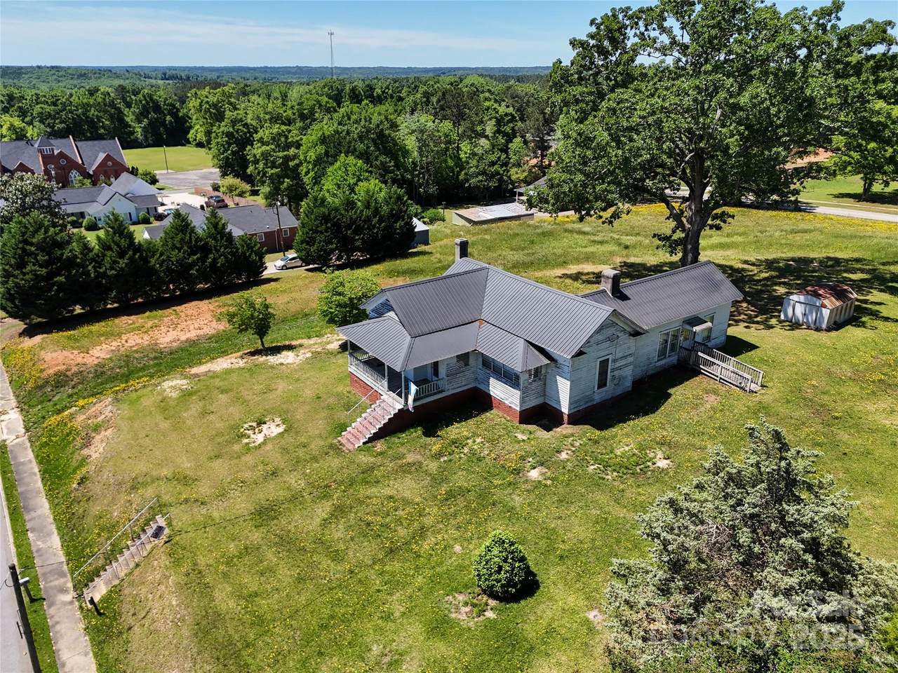 213 Main Street - Photo 1