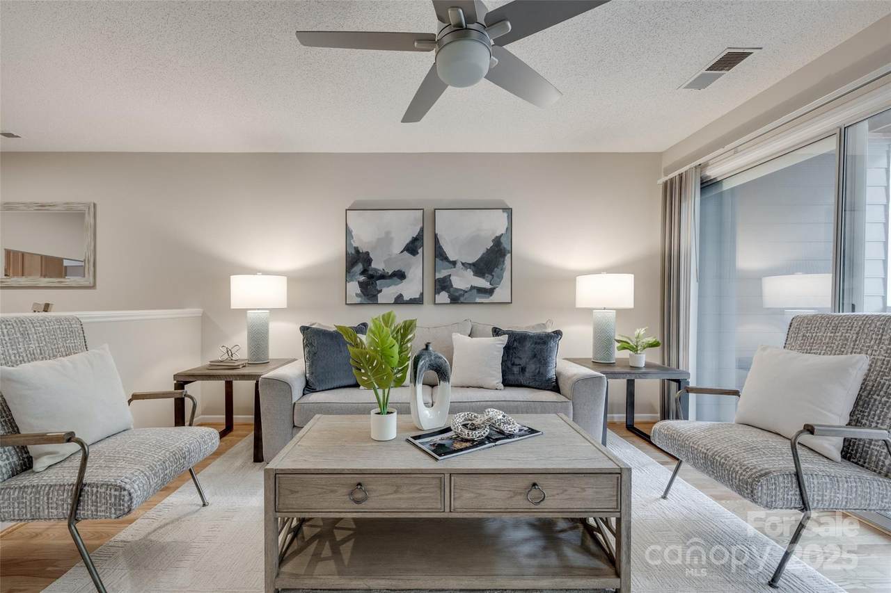 2209 Sumner Green Avenue - Photo 1