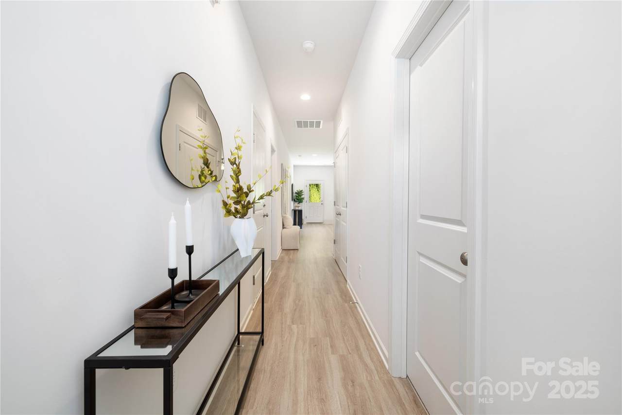 220 Columbia Street - Photo 1