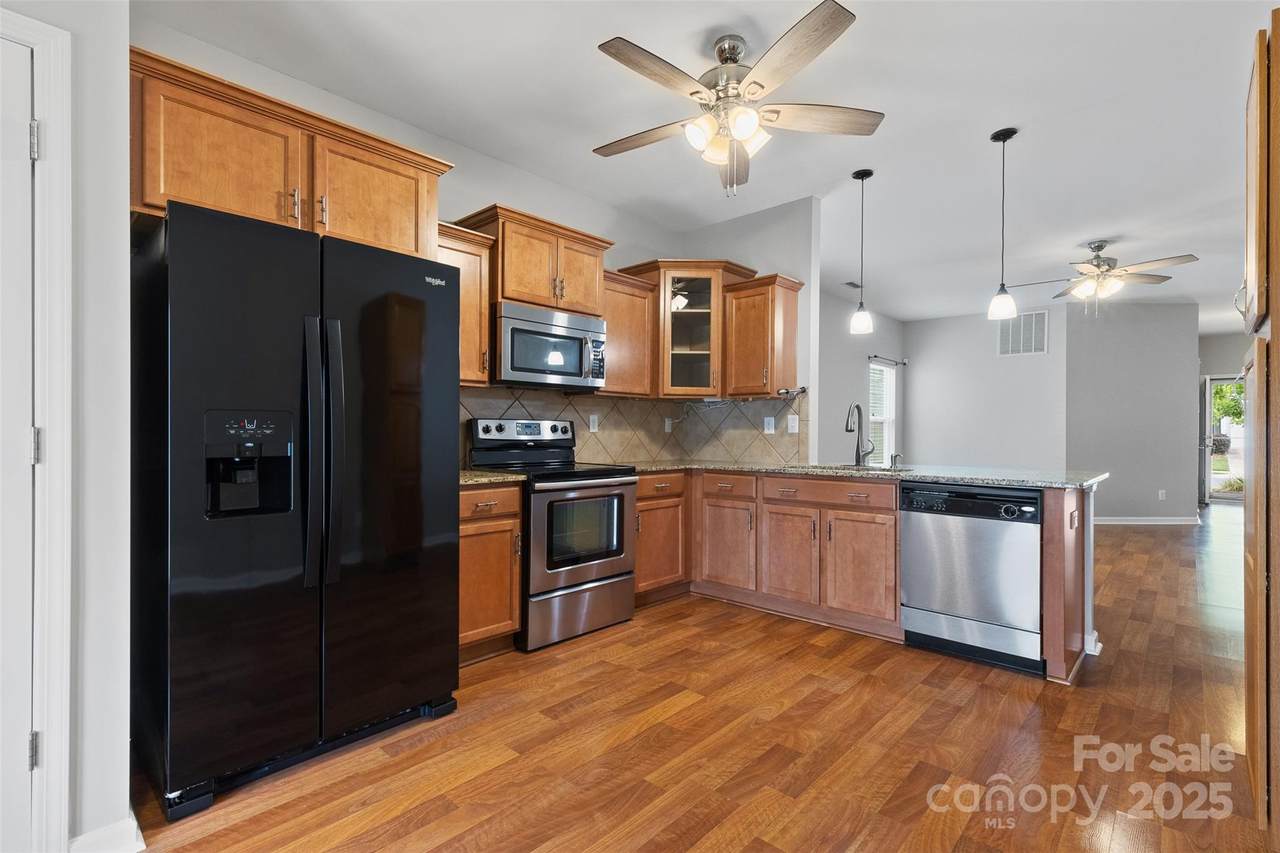5076 Newport Lakes Drive - Photo 1
