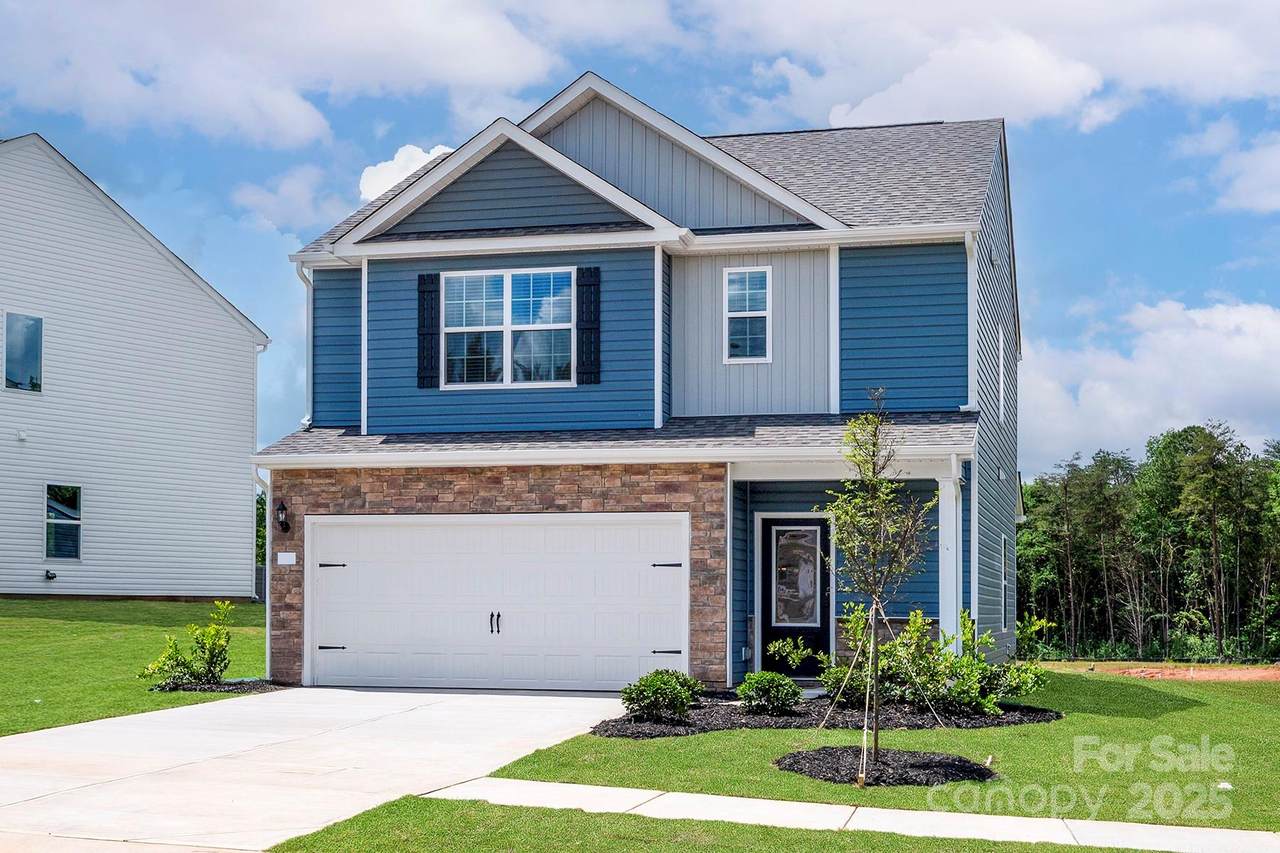 5607 Skinny Drive - Photo 1