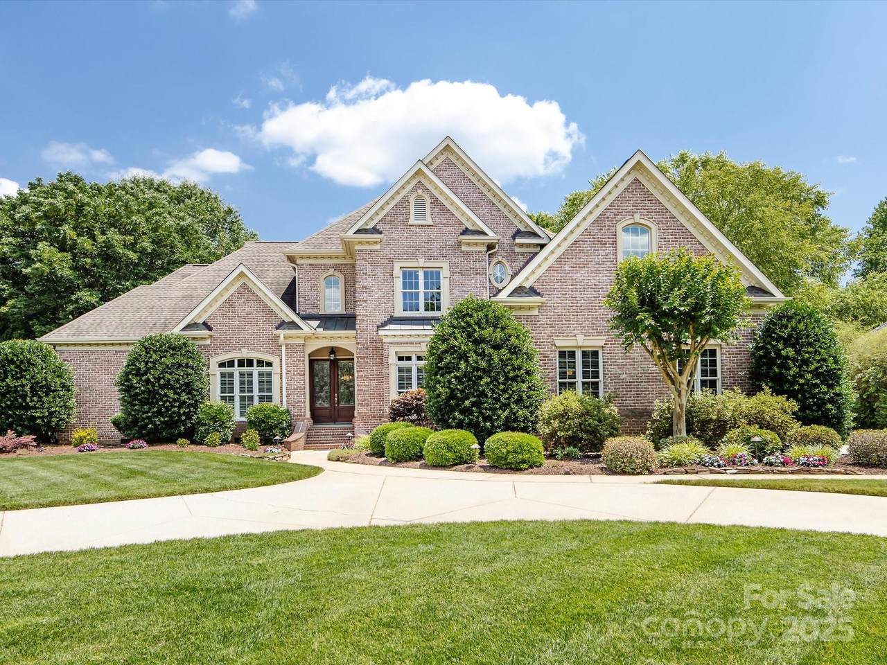 1509 Churchill Downs Drive - Photo 1