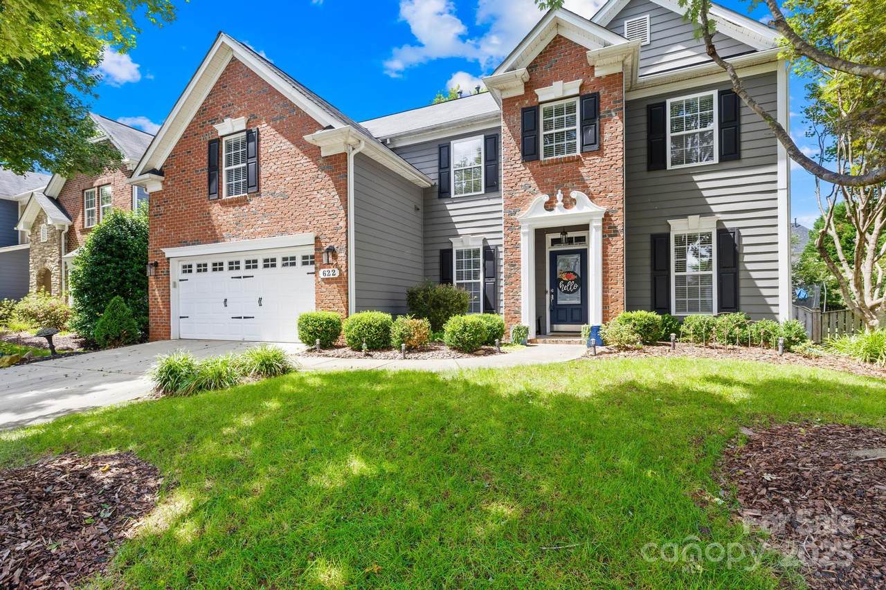 622 Lorain Avenue - Photo 1