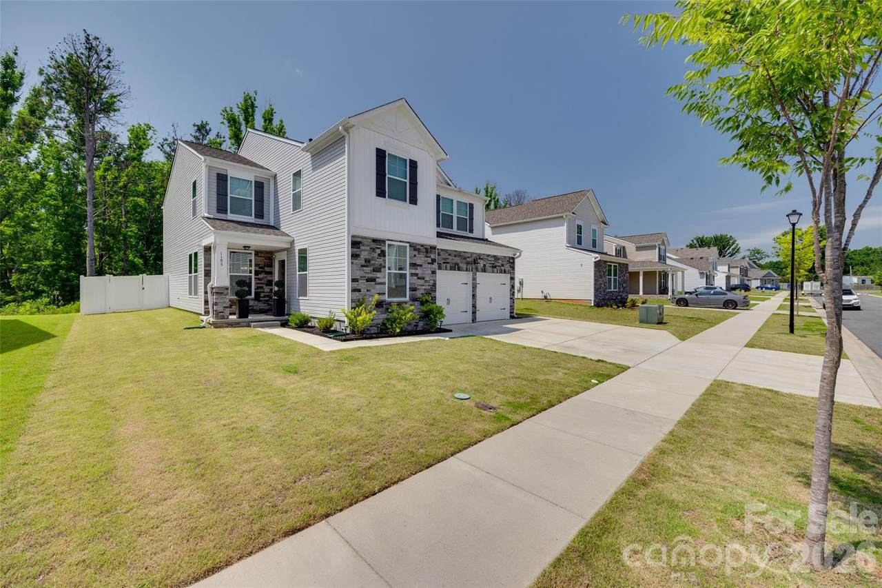 1195 Cavalier Lane - Photo 1