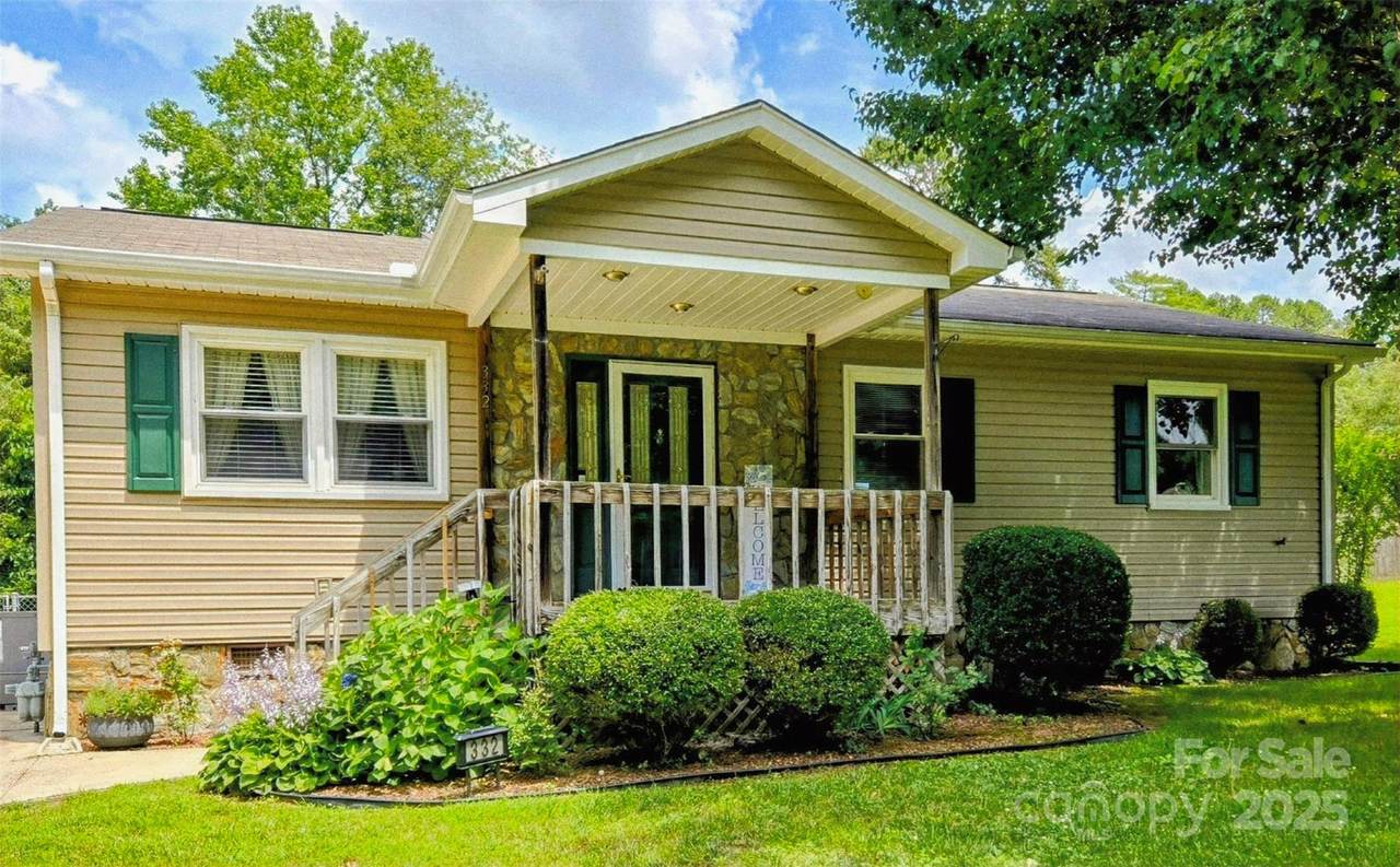 332 Daybrook Drive - Photo 1