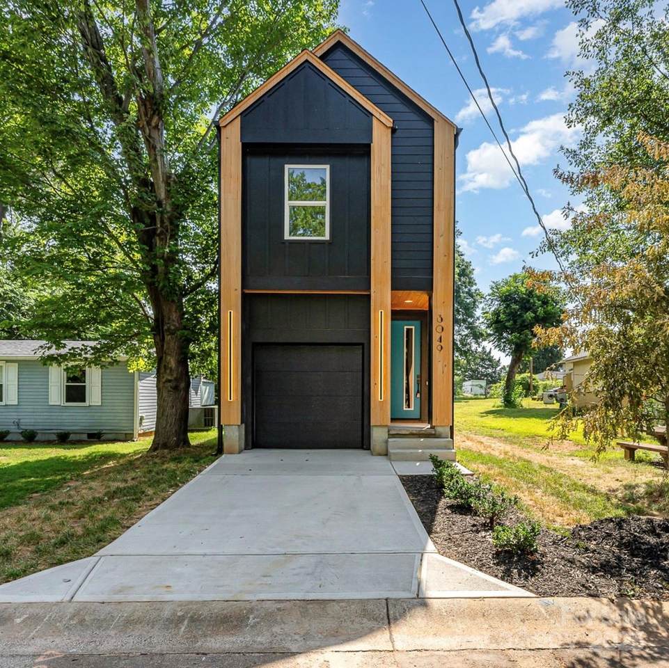 3049 Reid Avenue - Photo 1