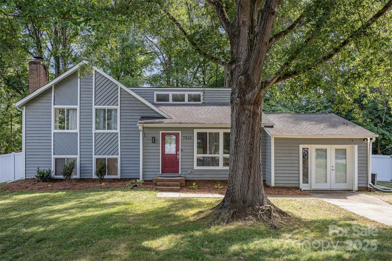 7215 Connan Lane - Photo 1