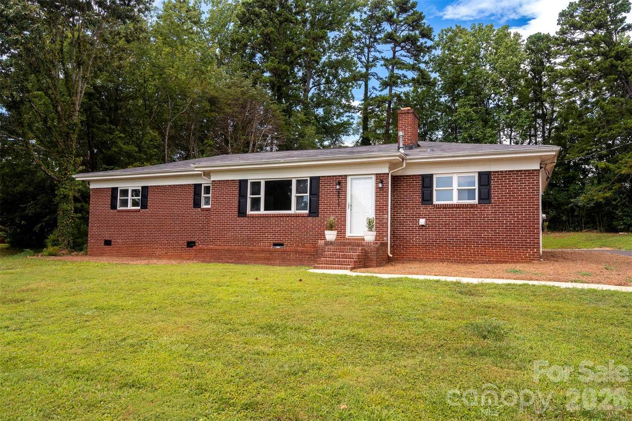 6517 Elmwood Circle - Photo 1