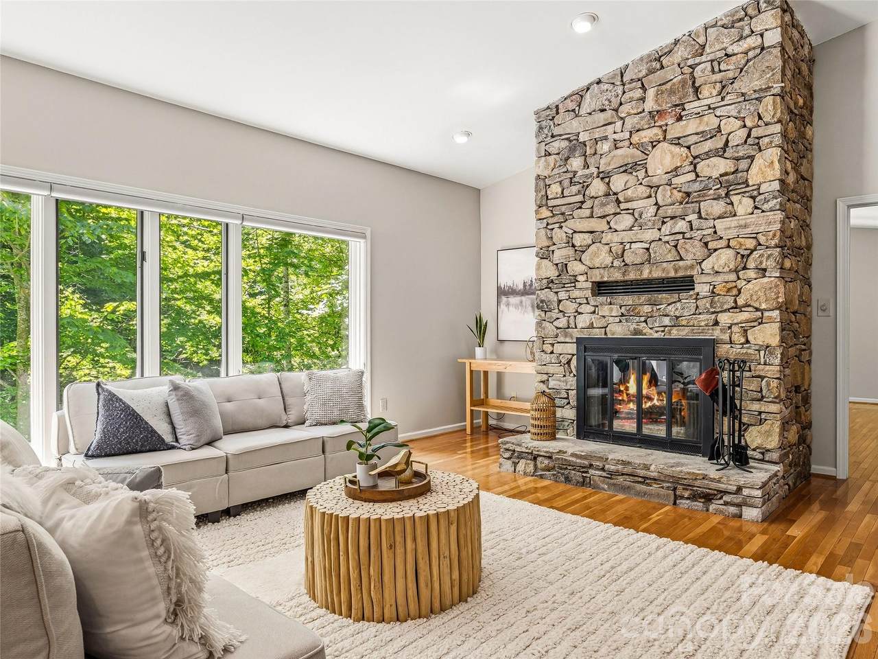 150 Sondley Parkway - Photo 1